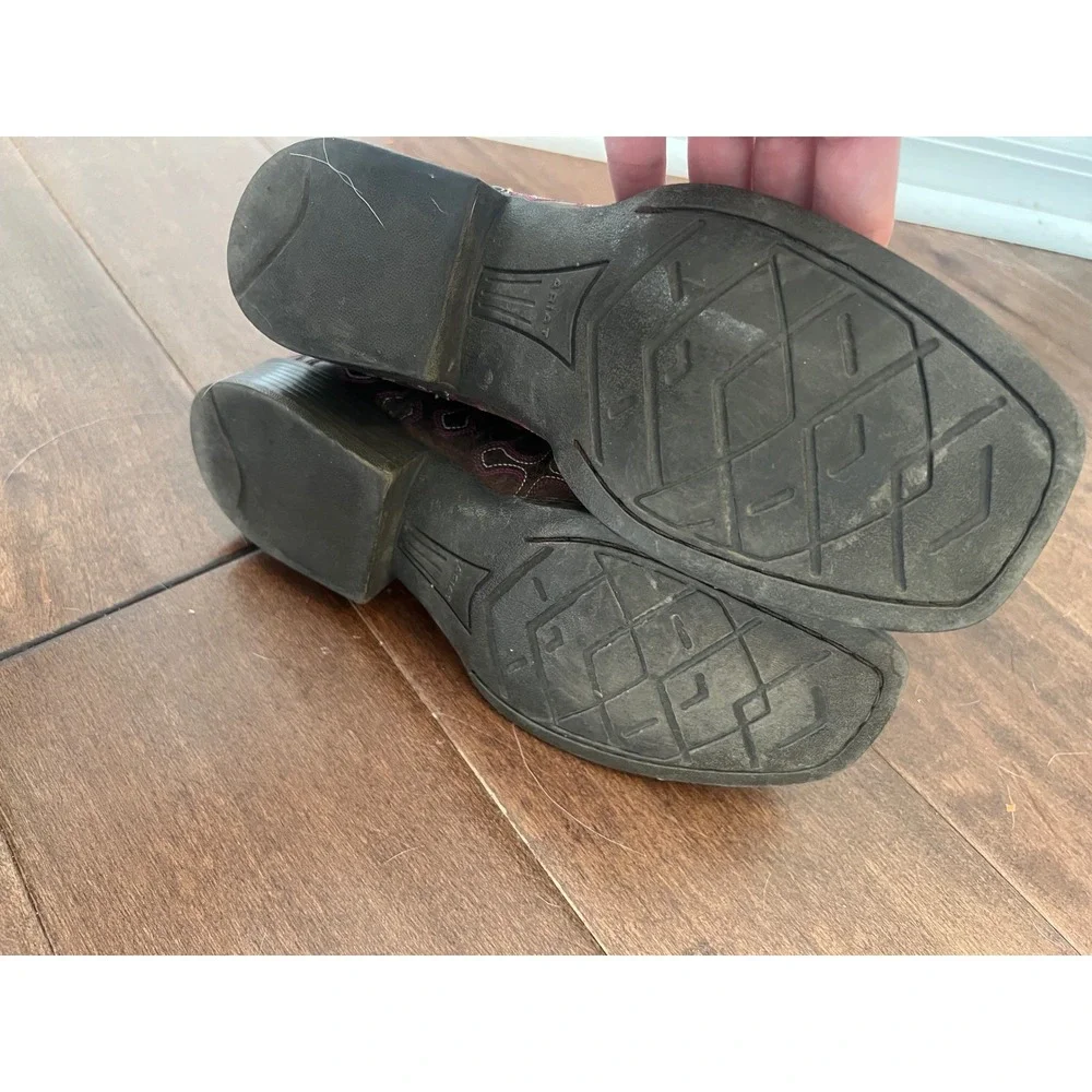 Ariat stylish western